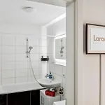 شقة Larooms - Np24 - 2 - 4 Betten - Waschmaschine - Parkplatz - Balkon مرسيبورغ
